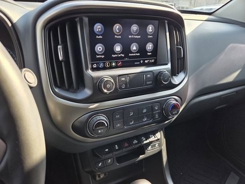 Used 2022 Chevrolet Colorado Z71 image 9