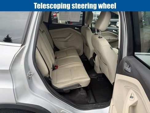 Used 2019 Ford Escape SE image 13