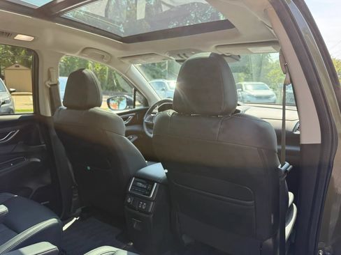 Used 2025 Subaru Ascent Touring AWD/4WD image 28