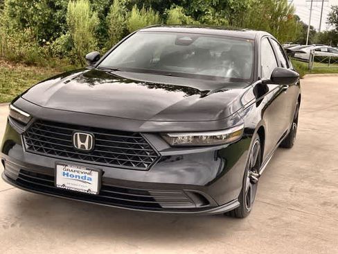 Used 2026 Honda Accord Sport image 2