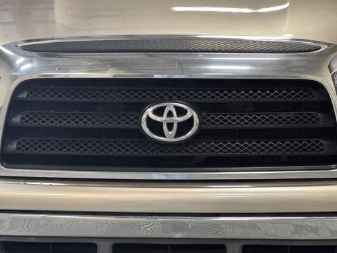 Used 2007 Toyota Tundra SR5 w/ Preferred Accessory Pkg RWD image 42