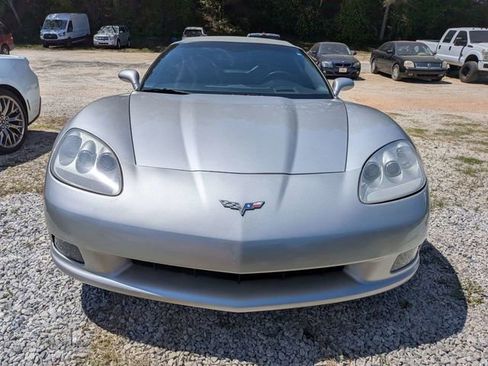 Used 2005 Chevrolet Corvette Convertible w/ Preferred Equipment Group image 2
