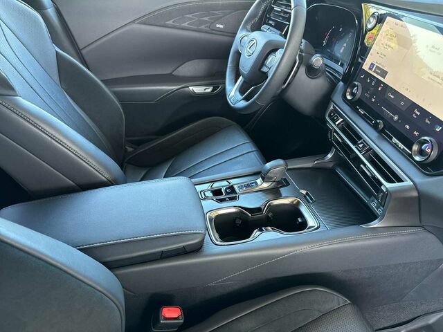 Used 2024 Lexus RX 500h F Sport w/ Convenience Package AWD/4WD image 18