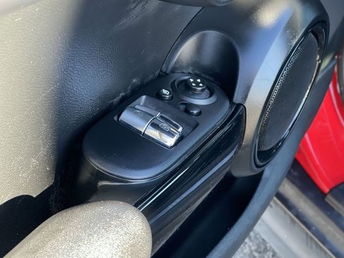 Used 2022 MINI Cooper S w/ Premium Package image 16