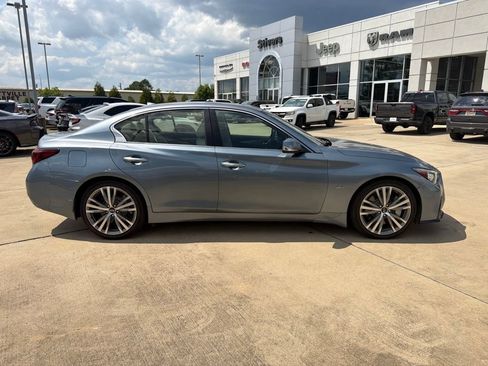 Used 2018 INFINITI Q50 Sport RWD image 13