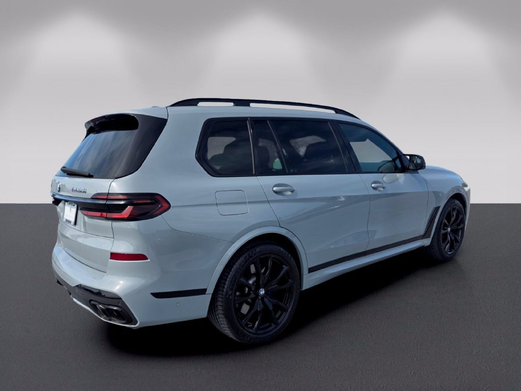 Certified 2024 BMW X7 M60i w/ Executive Package AWD/4WD image 4