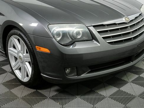 Used 2005 Chrysler Crossfire Limited image 30