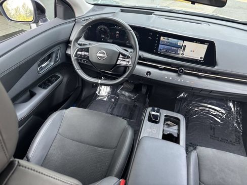 Used 2024 Nissan Ariya AWD image 20