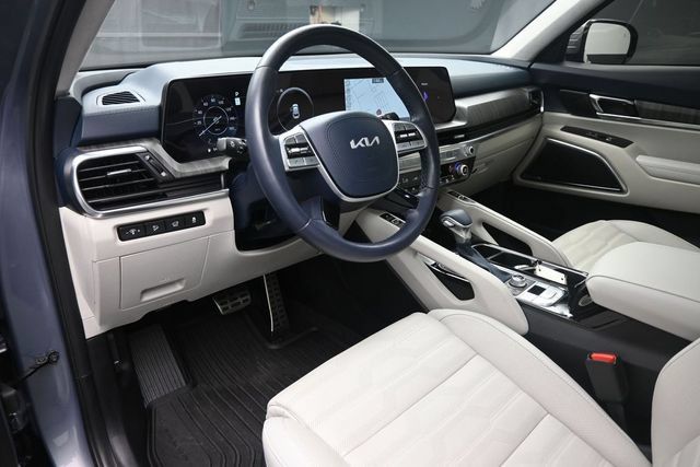Used 2025 Kia Telluride SX Prestige AWD/4WD image 19