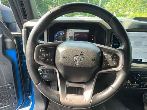 Used 2024 Ford Bronco Black Diamond AWD/4WD image 14