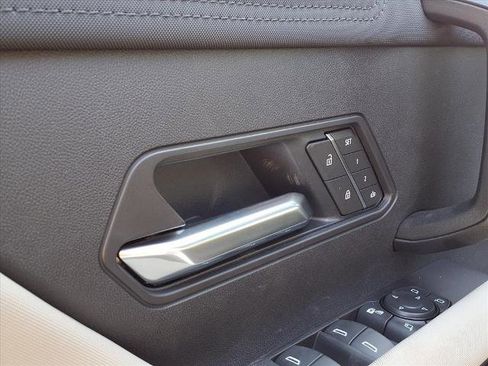 New 2026 GMC Hummer EV SUV image 14