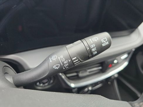 Used 2024 Buick Encore GX Sport Touring image 25