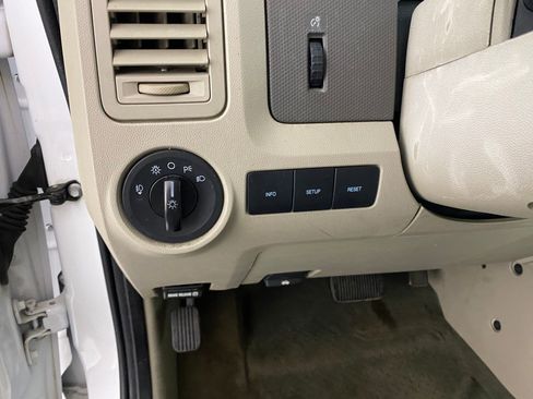 Used 2011 Ford Escape 4WD Hybrid image 22