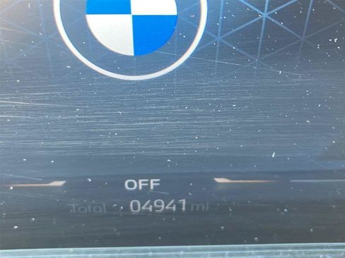 Used 2026 BMW X6 xDrive40i w/ Premium Package AWD/4WD image 2
