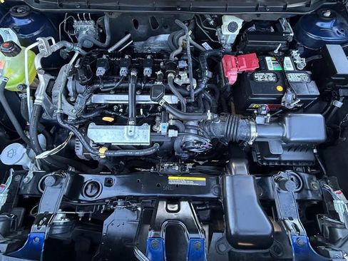 Used 2020 Nissan Kicks SR image 12