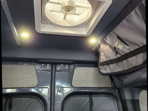 Used 2022 Mercedes-Benz Sprinter 2500 image 48