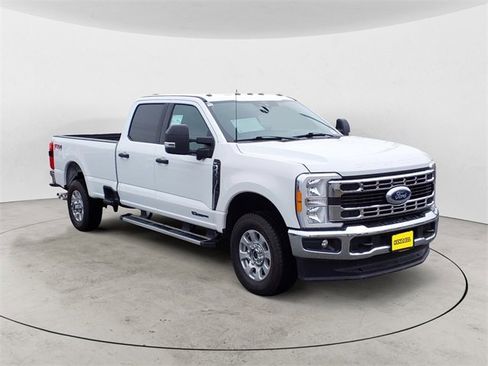 Certified 2024 Ford F350 XLT w/ 360-Degree Camera Package image 6