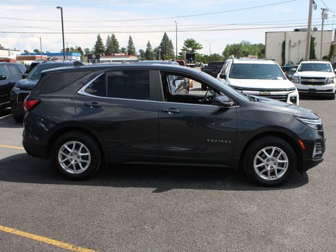 Used 2022 Chevrolet Equinox LT AWD/4WD image 4