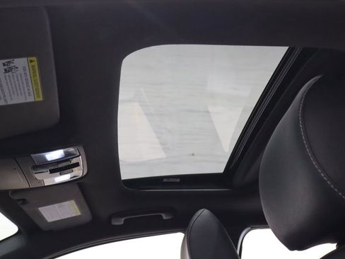 Used 2023 Kia Forte GT-Line w/ GT-Line Premium Package image 7