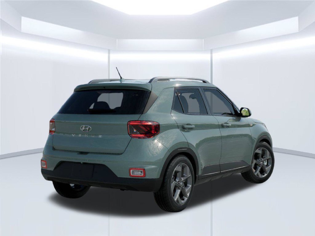 New 2026 Hyundai Venue SEL FWD image 4