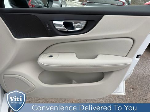 Certified 2021 Volvo S60 T5 Momentum w/ Climate Package image 28
