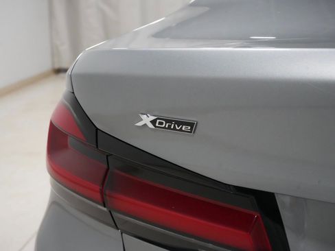 Certified 2023 BMW 540i xDrive w/ Premium Package image 28