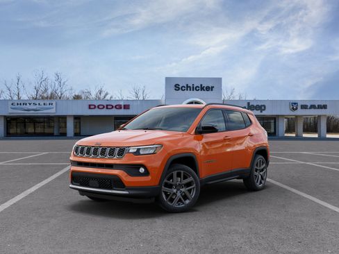New 2026 Jeep Compass Latitude w/ Sun and Sound Group image 27