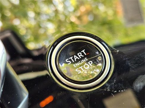 New 2025 Land Rover Range Rover Sport Dynamic SE image 14