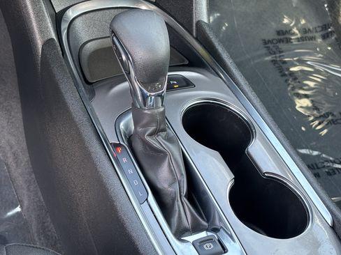Used 2024 Chevrolet Malibu LT FWD image 22