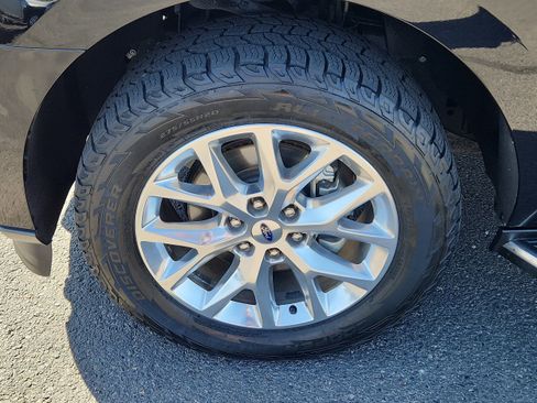 Used 2021 Ford Expedition Max XLT AWD/4WD image 7