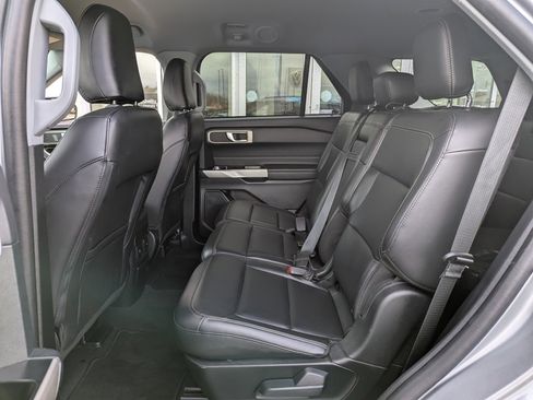 Used 2023 Ford Explorer XLT w/ Equipment Group 202A image 26