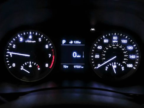 Used 2019 Hyundai Tucson Value FWD image 25