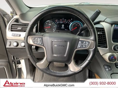 Used 2020 GMC Yukon XL Denali w/ Denali Ultimate Package AWD/4WD image 12