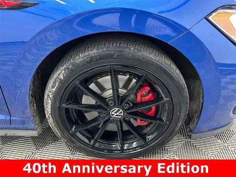 Used 2024 Volkswagen Jetta GLI 40th Anniversary Edition image 12
