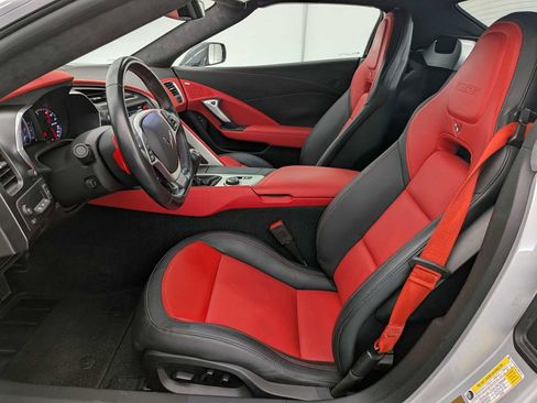 Used 2019 Chevrolet Corvette Z06 RWD image 17