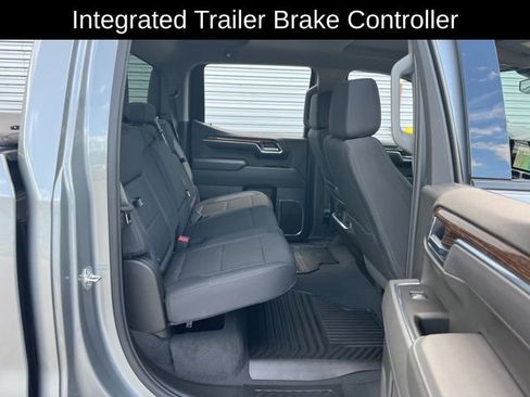 Used 2025 GMC Sierra 1500 Elevation image 35