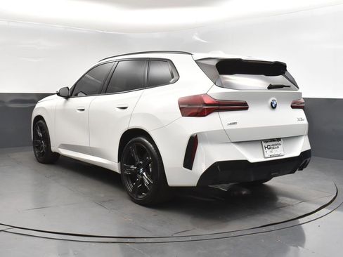 Used 2025 BMW X3 xDrive30i w/ M Sport Package image 5