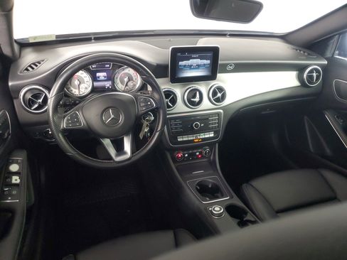 Used 2016 Mercedes-Benz GLA 250 image 15