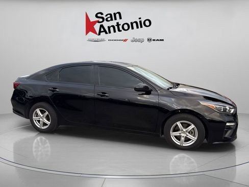 Used 2019 Kia Forte Sedan FWD image 16