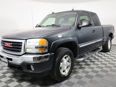 Used 2005 GMC Sierra 1500 SLE w/ Safe And Sound Package image 5