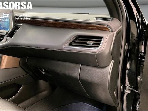 Certified 2024 Chevrolet Suburban High Country w/ Advanced Technology Package AWD/4WD image 16