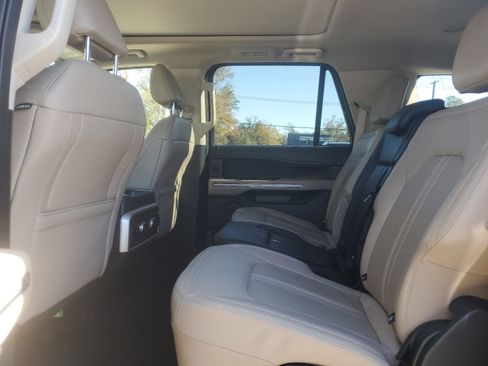 Used 2024 Ford Expedition Max Limited image 13