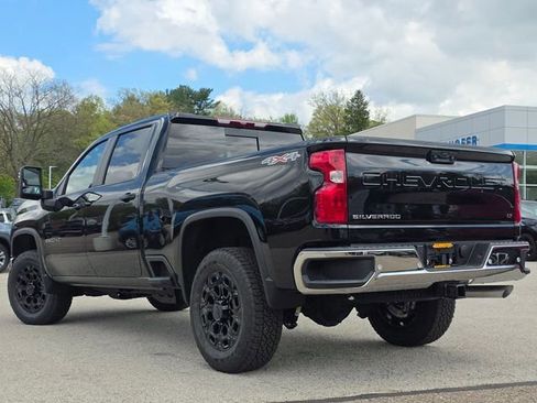 New 2026 Chevrolet Silverado 2500 LT w/ All Star Edition AWD/4WD image 14