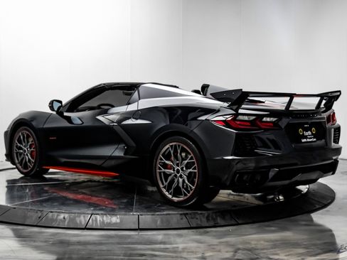 Used 2023 Chevrolet Corvette Stingray Premium Conv w/ Z51 Performance Package image 11