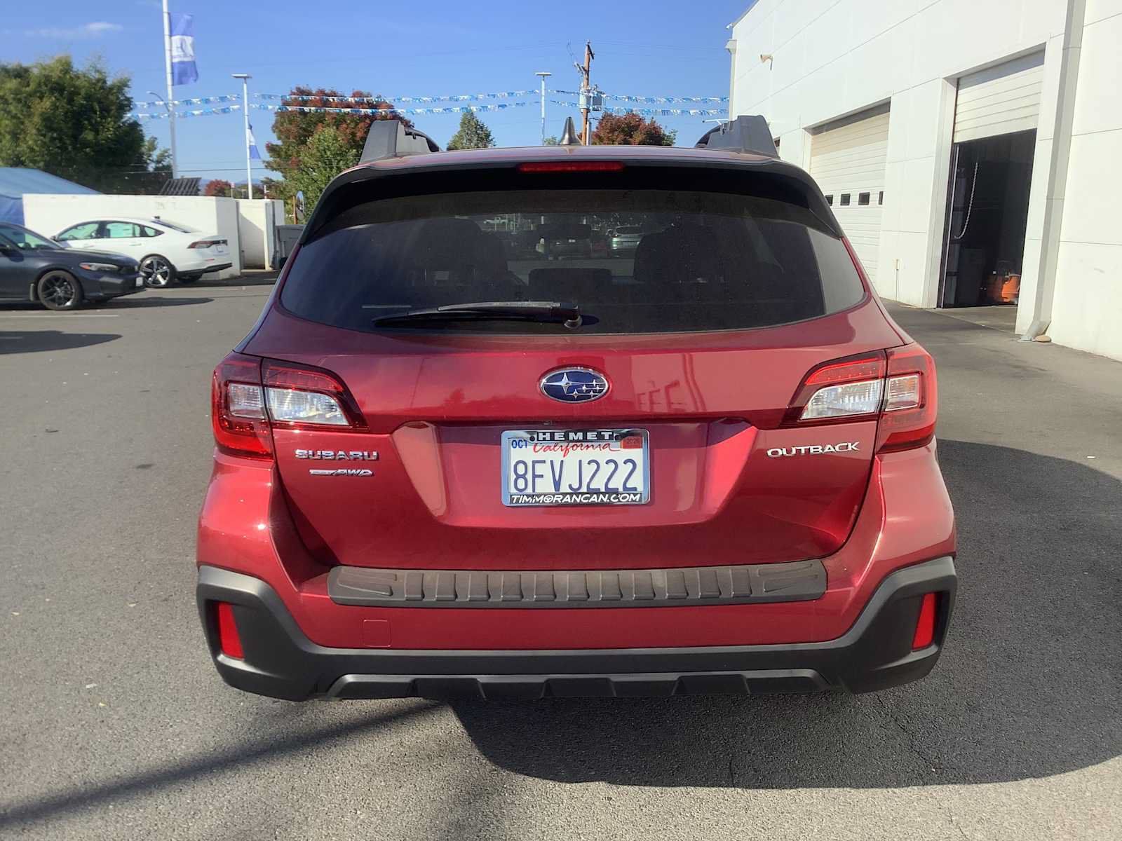 Used 2019 Subaru Outback 2.5i Premium w/ Popular Package #2 AWD/4WD image 4