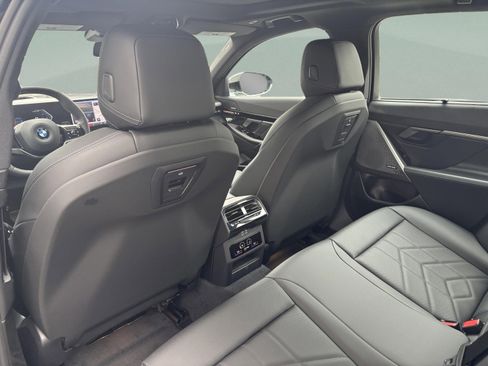 Used 2026 BMW 530i image 29