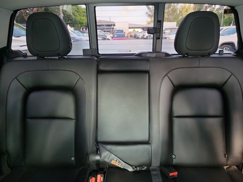 Used 2021 GMC Canyon AT4 w/ Trailering Package AWD/4WD image 15