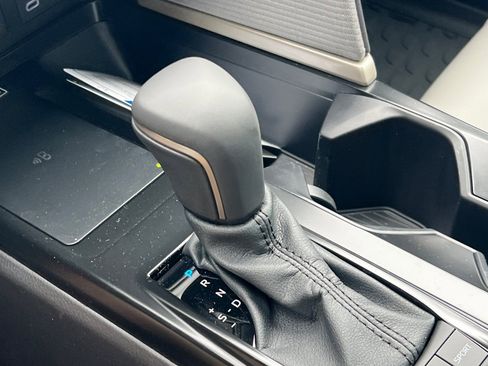 New 2026 Toyota Camry SE w/ Convenience Package image 17