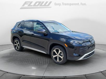 New 2025 Volkswagen Tiguan SE