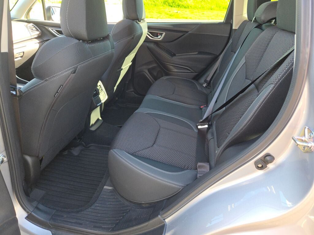 Used 2023 Subaru Forester Premium AWD/4WD image 18